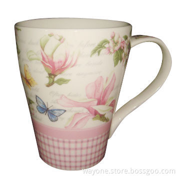 Earthware Mug with Pure Pink Flower Pattern, Fashionable Shape, Food and Dishwasher Safe